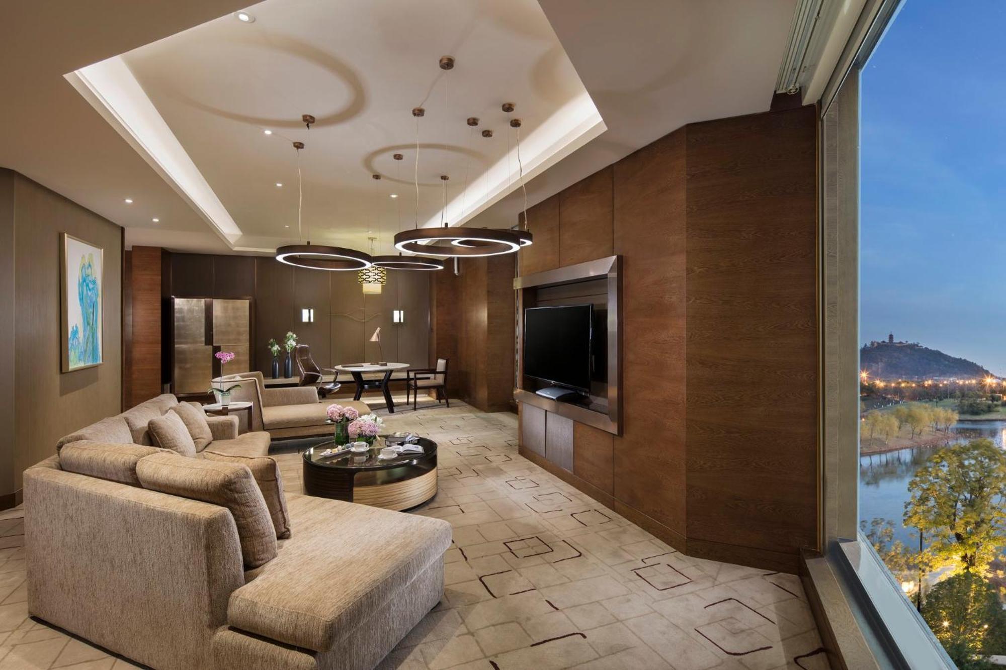 Intercontinental Nantong By Ihg-Best View Of Yangtze Esterno foto